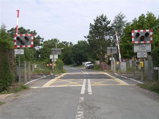 barns green level crossing