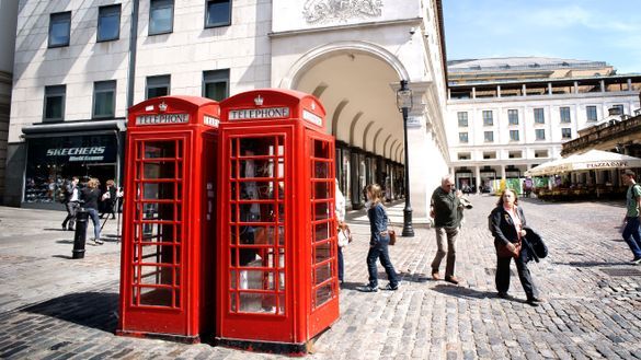 home-staging_01 2 Phone boxes in the streets of London