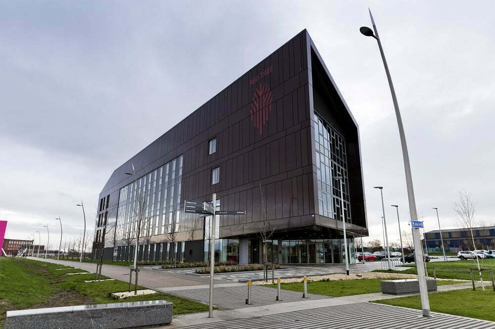 Construction completes on major office building in Glasgow regeneration area