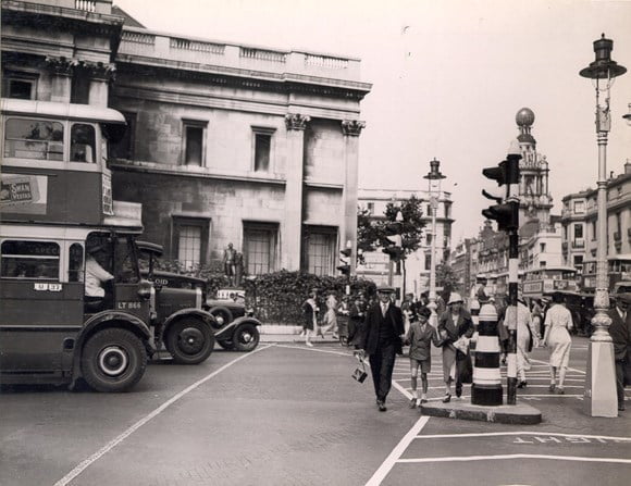 TfL gives sustainable travel the green light as it marks the 150th anniversary of the traffic light