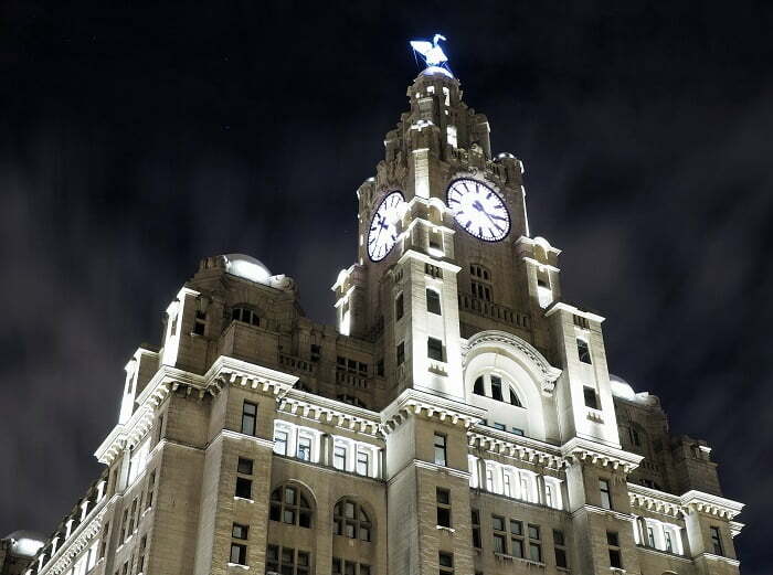 The Royal Liver Building to pay respects to fallen heroes with commemorative light display