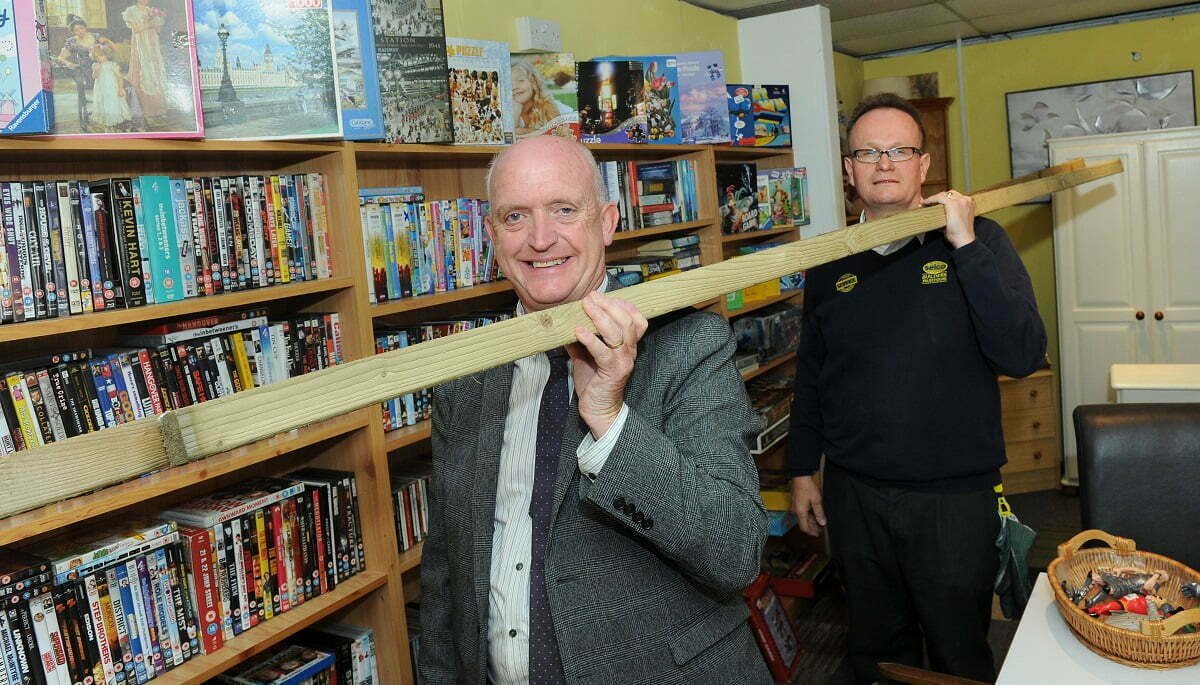 Builders merchant boosts Hospice fundraising quest