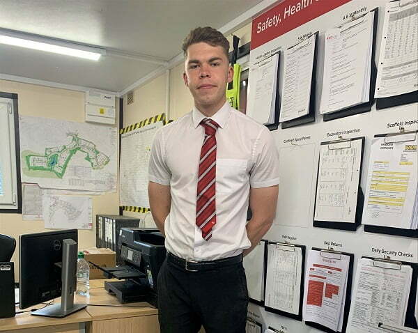 NHBC Celebrates as Bricklaying and Site Supervision Apprentices Qualify