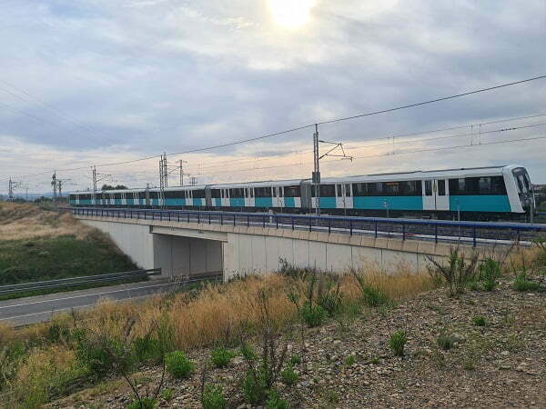 Mayor of London Visits Beckton D epot to see the first new, state-of-the-art DLR train