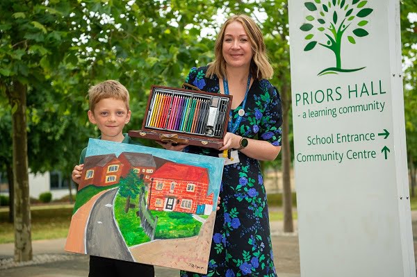 Northamptonshire Housebuilder Judges Corby School’s Local Area Art Competition