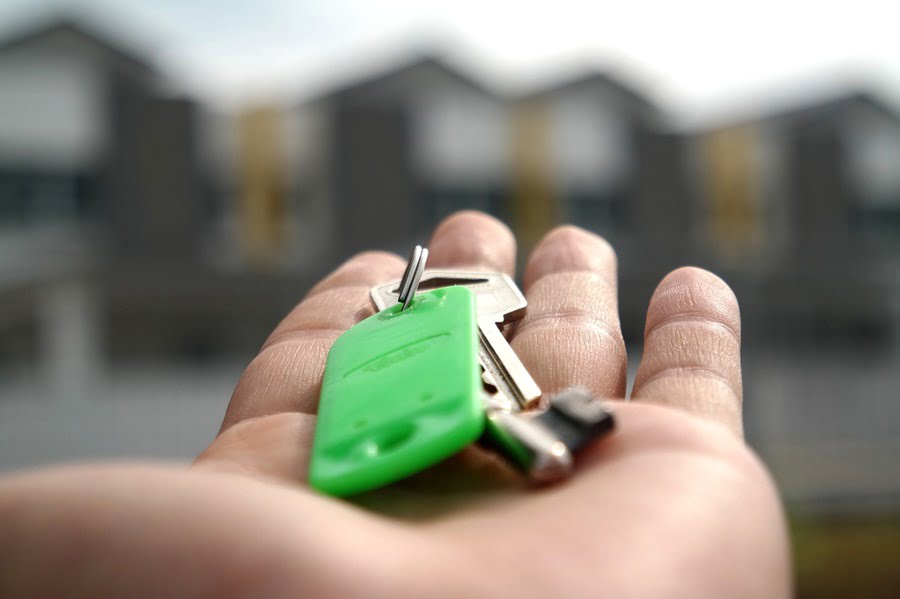 Record number of landlords to leave rental market amidst sky-high mortgage repayments