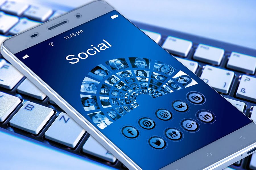 Building Success: Encouraging Construction Professionals to Embrace Social Media Marketing