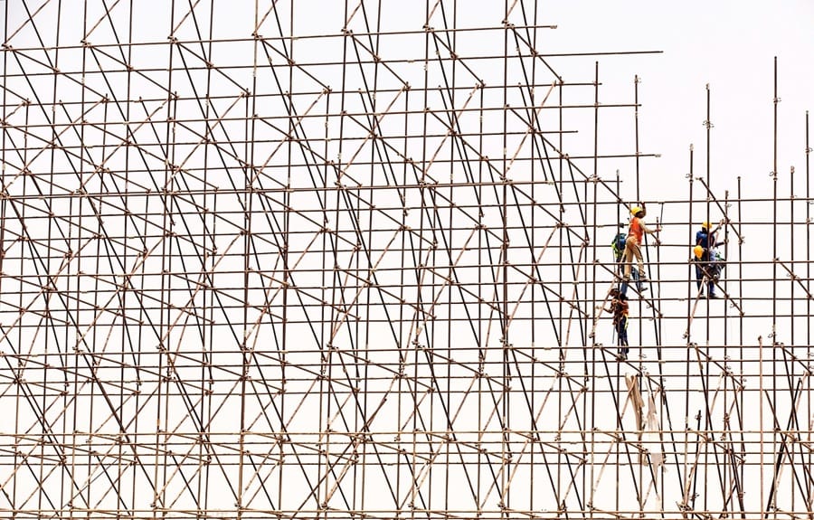 High Winds, High Stakes: Strengthening Scaffolding Safety for Winter Storms