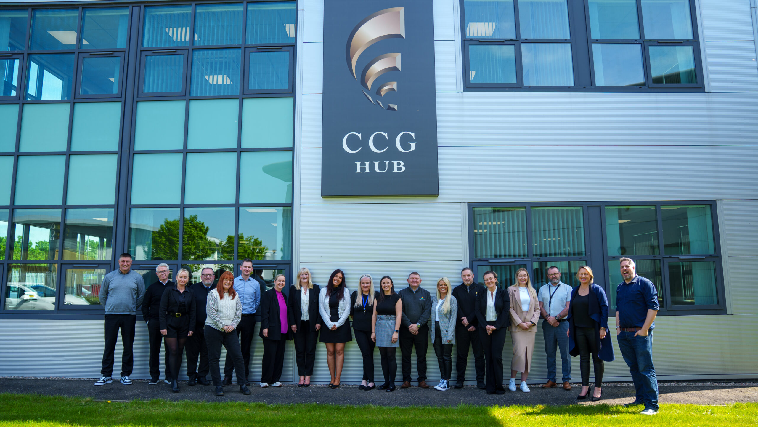 Image of women in leadership course attendees